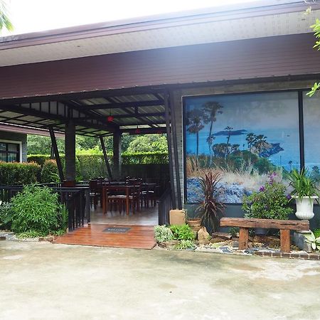Jinda Resort Nai Yang Beach Exterior foto